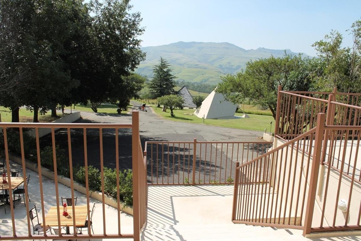 Pyramids Motel Van Reenen Номер фото