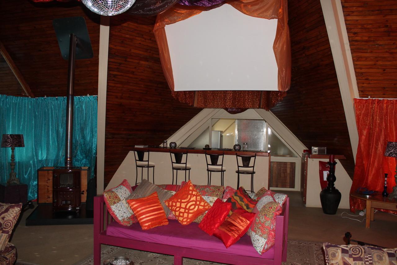 Pyramids Motel Van Reenen Екстер'єр фото