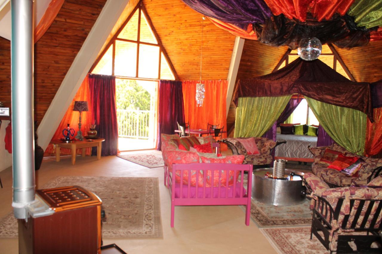 Pyramids Motel Van Reenen Екстер'єр фото