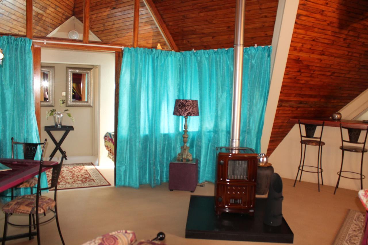 Pyramids Motel Van Reenen Екстер'єр фото
