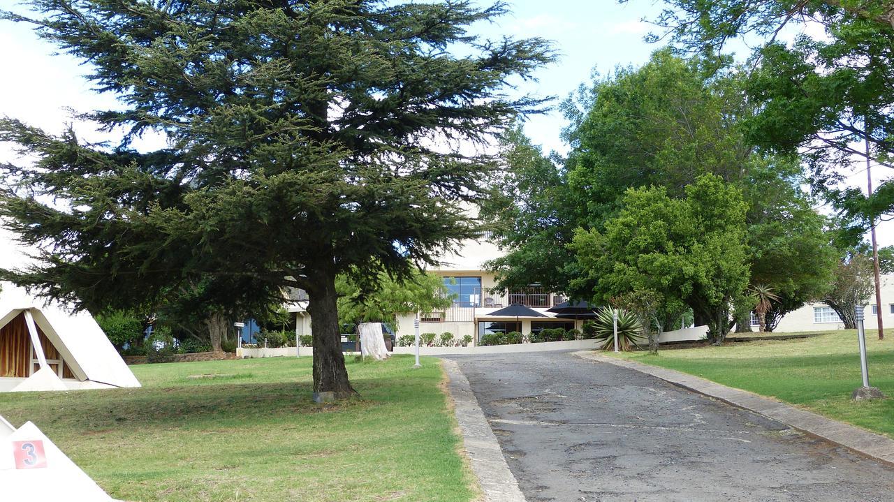 Pyramids Motel Van Reenen Екстер'єр фото