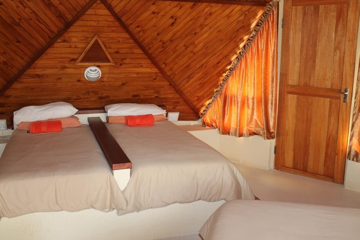Pyramids Motel Van Reenen Екстер'єр фото