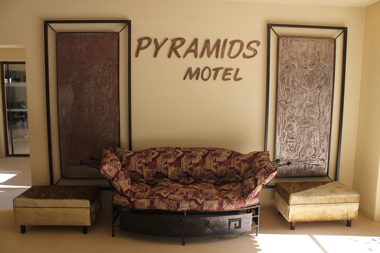 Pyramids Motel Van Reenen Екстер'єр фото